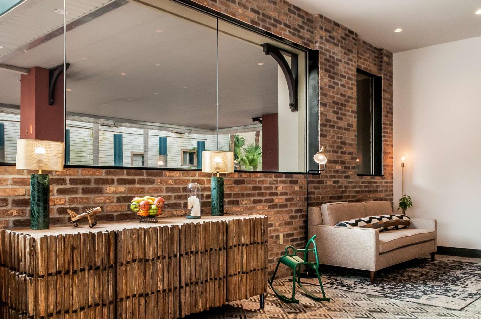 St Charles Coach House, Ascend Hotel Collection Ню Орлиънс Екстериор снимка